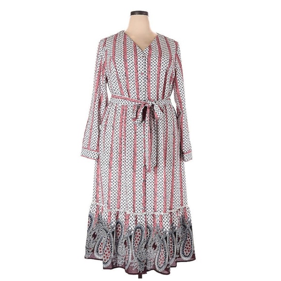 Lane Bryant Dresses & Skirts - Lane Bryant Paisley Print Long Sleeve Lightweight Pockets Maxi Dress Size 20 NWT